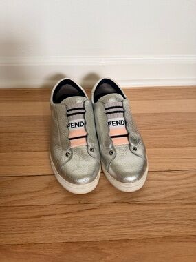 Fendi Metallic Silver Leather Slip-On Sneakers with Pink and Black Logo Sz 40